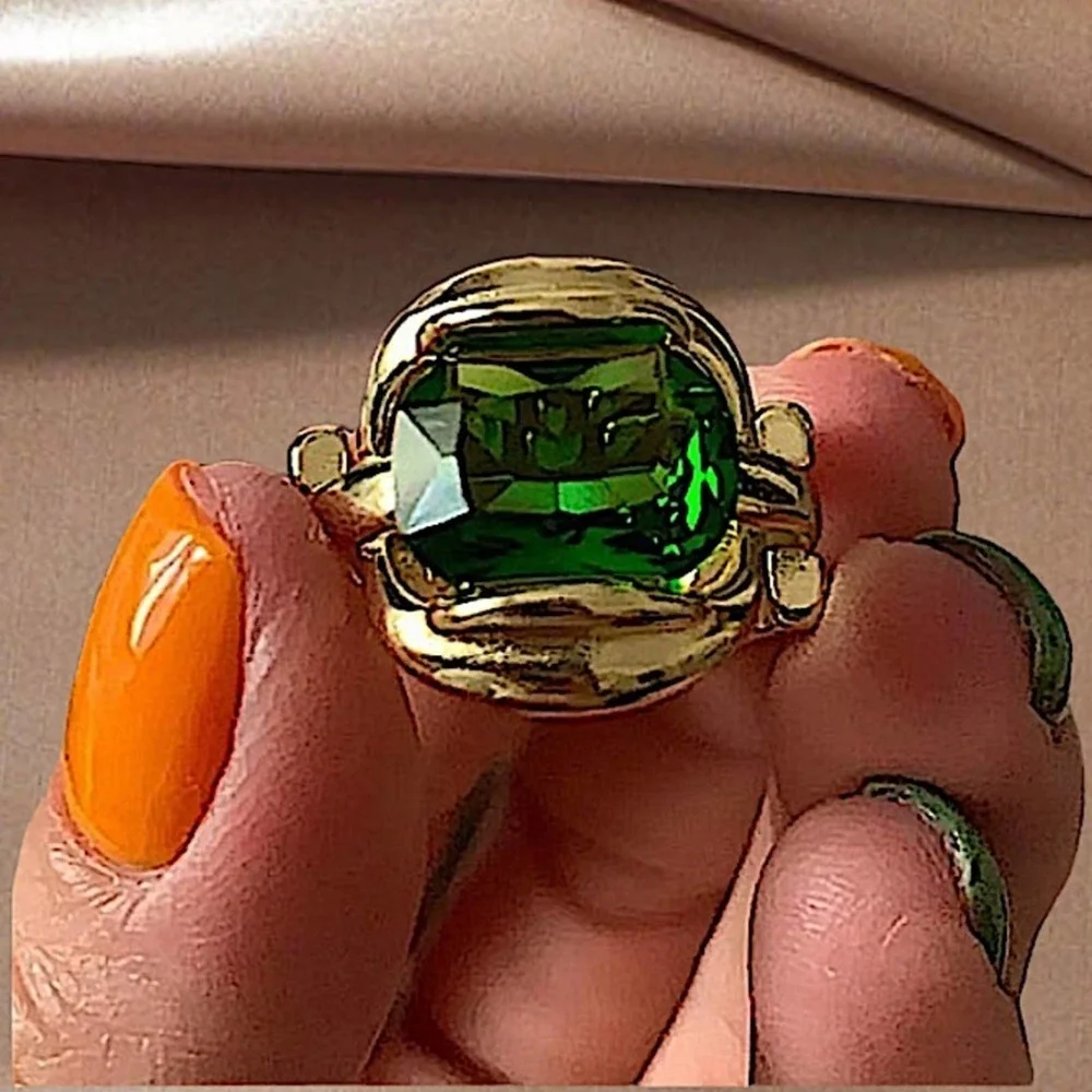 NEW GOLD 18K PLATED EMERALD GREEN ADJUSTABLE RESIZABLE RING